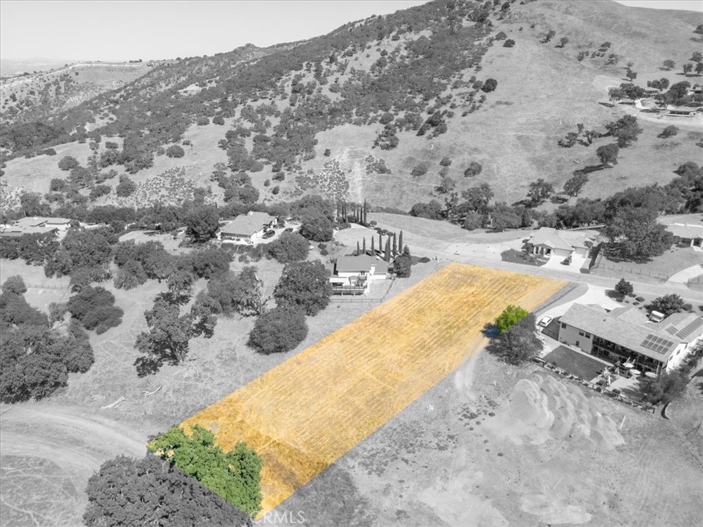 9850 Bluegill Dr, Paso Robles, CA 93446