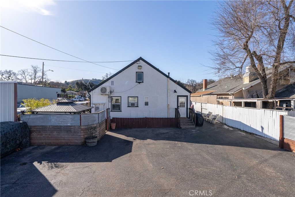 1636 Spring St, Paso Robles, CA 93446