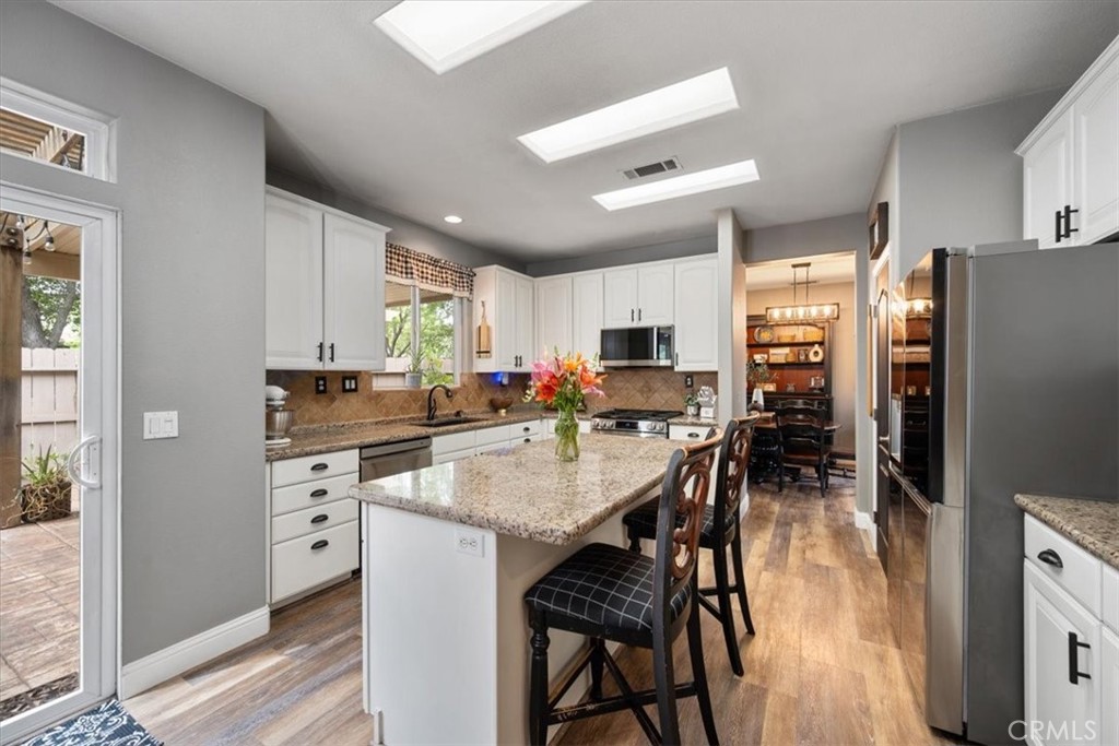 749 Jersey Ct, Paso Robles, CA 93446