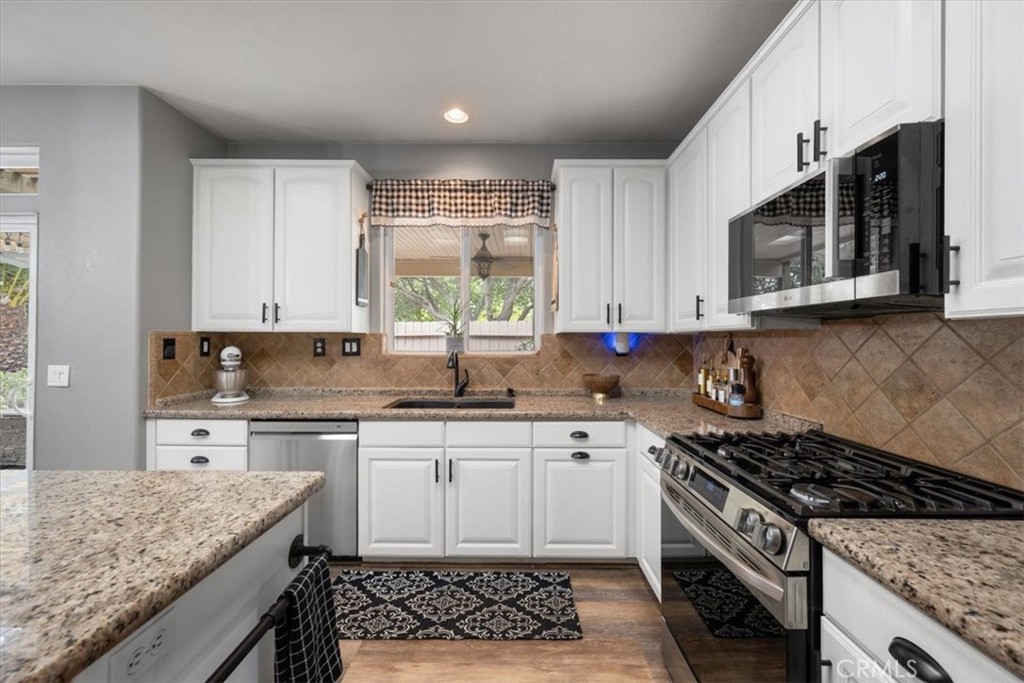 749 Jersey Ct, Paso Robles, CA 93446