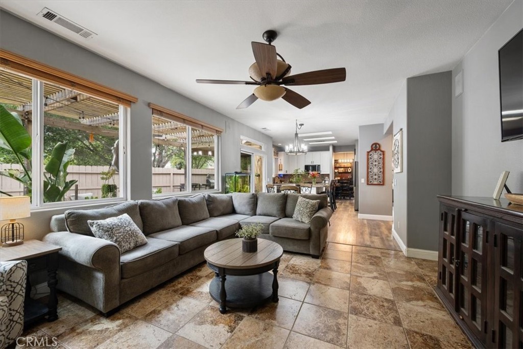 749 Jersey Ct, Paso Robles, CA 93446