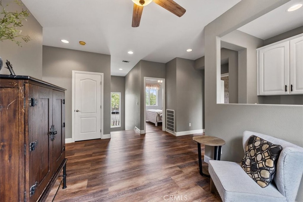 749 Jersey Ct, Paso Robles, CA 93446