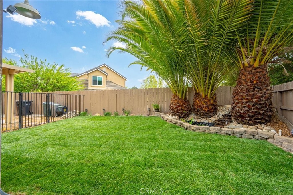 749 Jersey Ct, Paso Robles, CA 93446