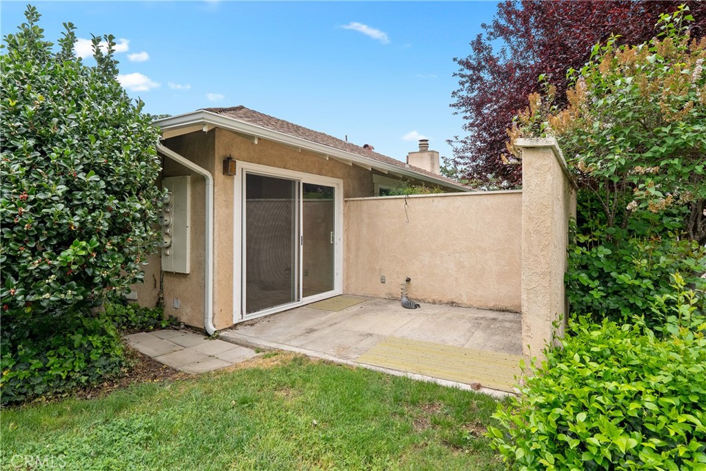 18 Flag Way, Paso Robles, CA 93446