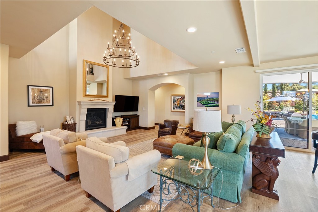 9300 Via Castillo, Atascadero, CA 93422