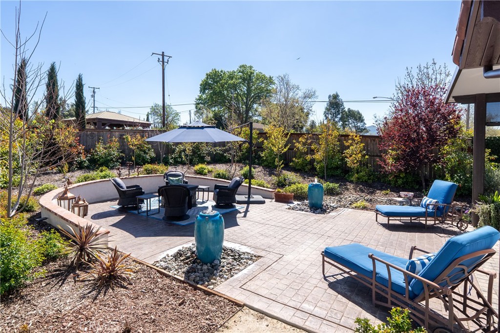 9300 Via Castillo, Atascadero, CA 93422