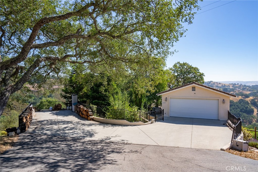 14600 El Monte, Atascadero, CA 93422