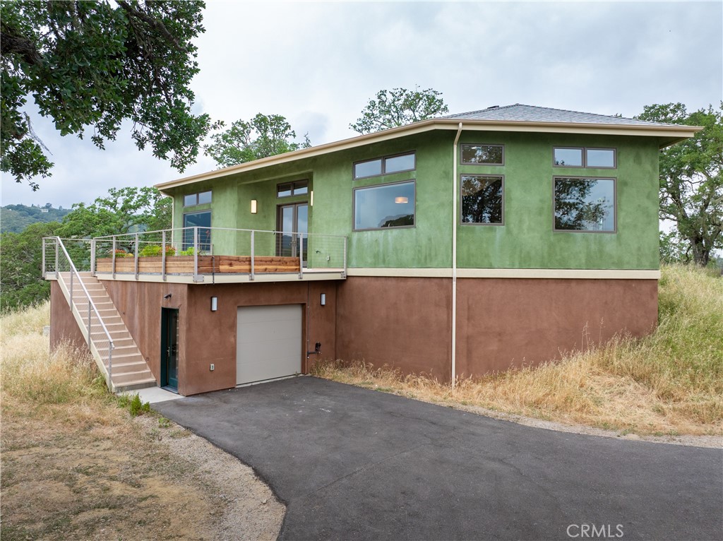 8140 Castenada Ln, Atascadero, CA 93422