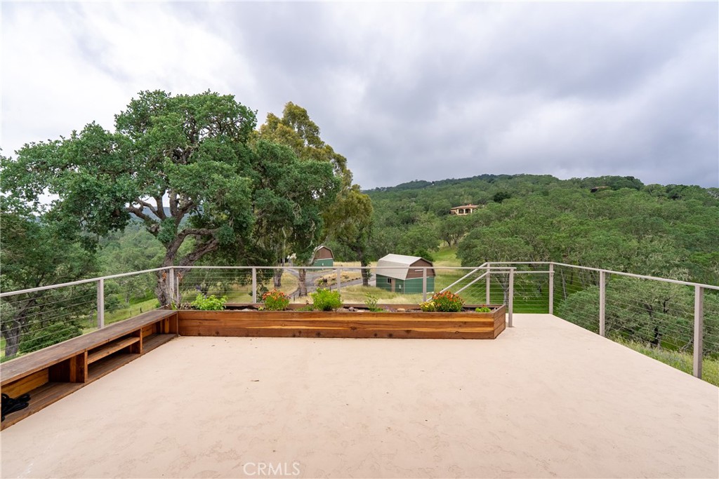 8140 Castenada Ln, Atascadero, CA 93422