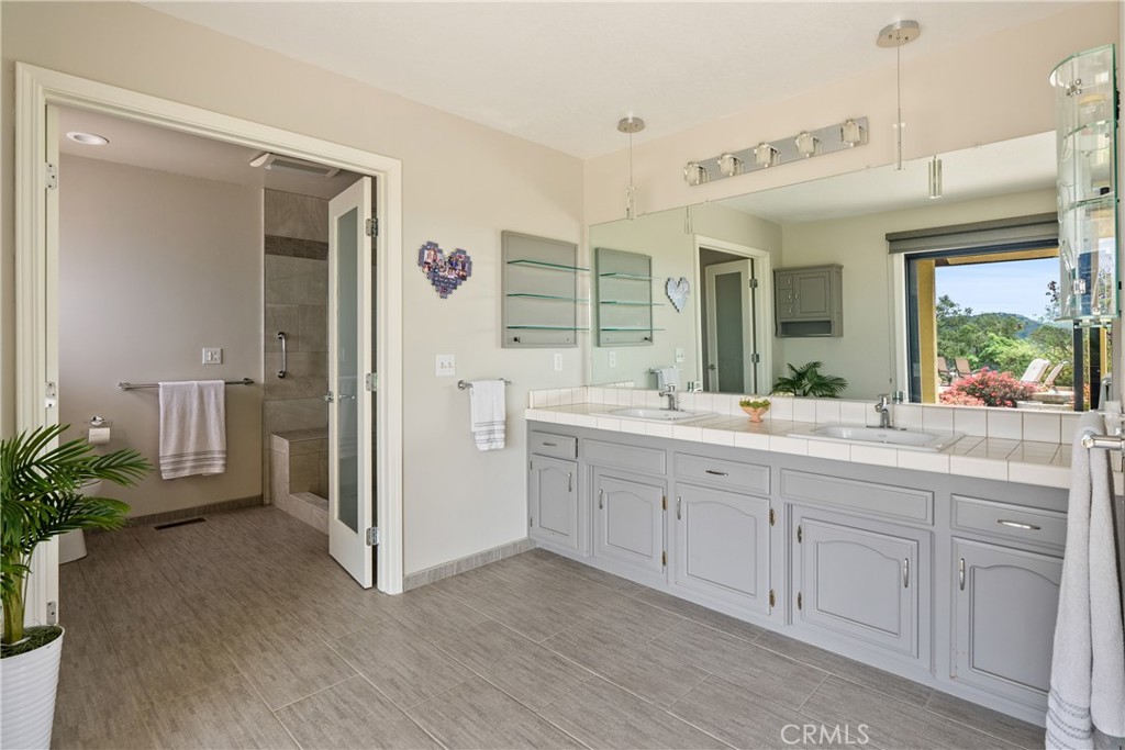 13305 Santa Ana, Atascadero, CA 93422