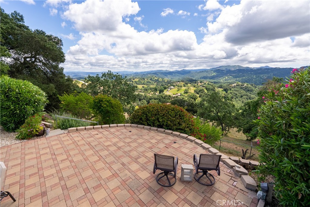 13305 Santa Ana, Atascadero, CA 93422