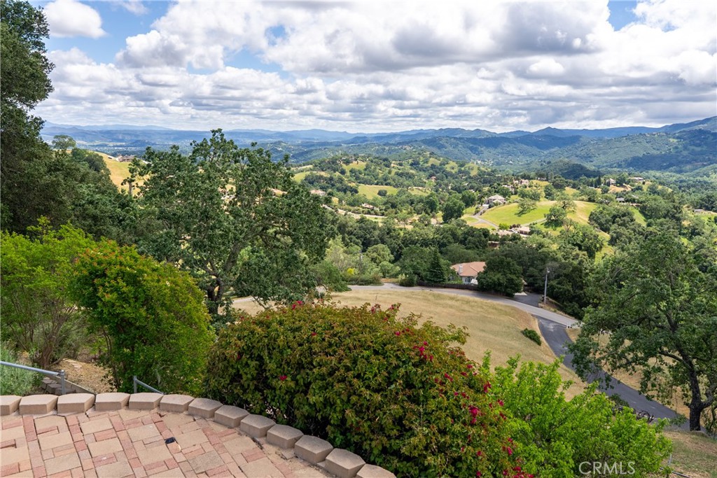 13305 Santa Ana, Atascadero, CA 93422