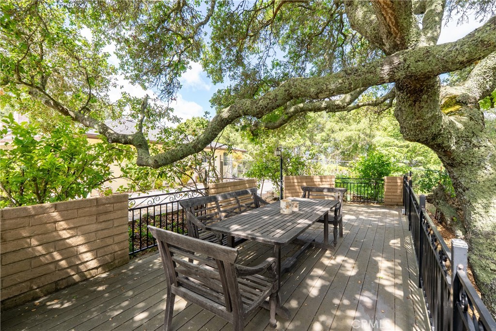 13305 Santa Ana, Atascadero, CA 93422
