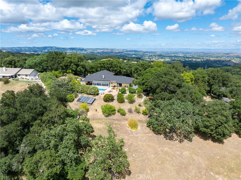 13305 Santa Ana, Atascadero, CA 93422