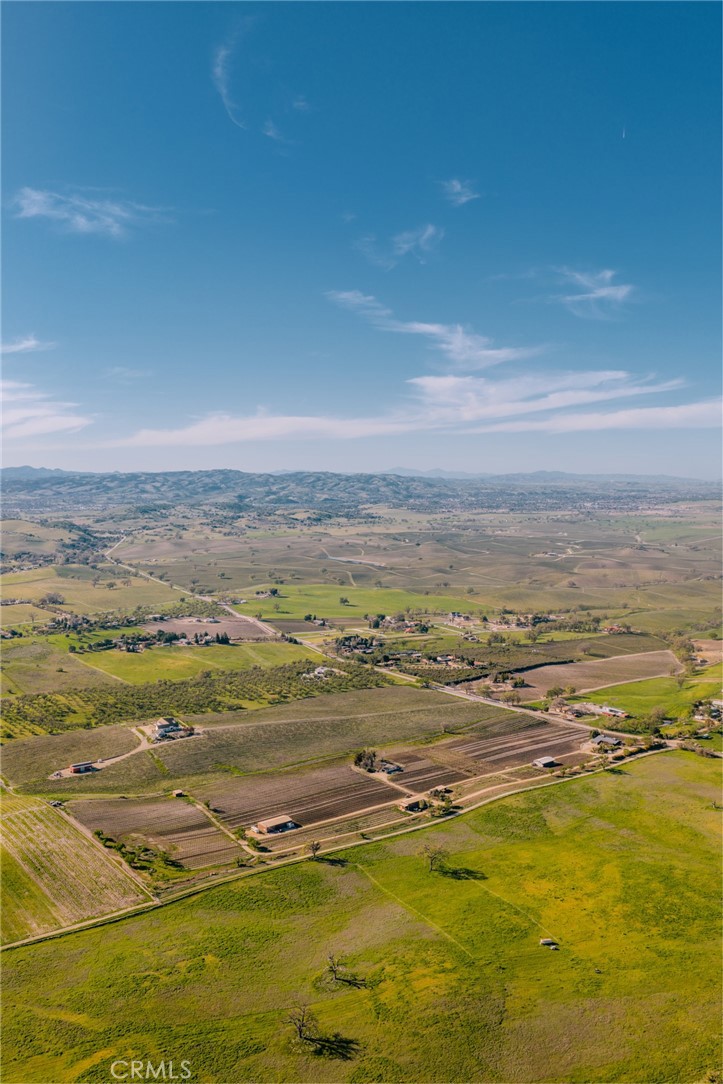 5575 El Pomar, Templeton, CA 93465