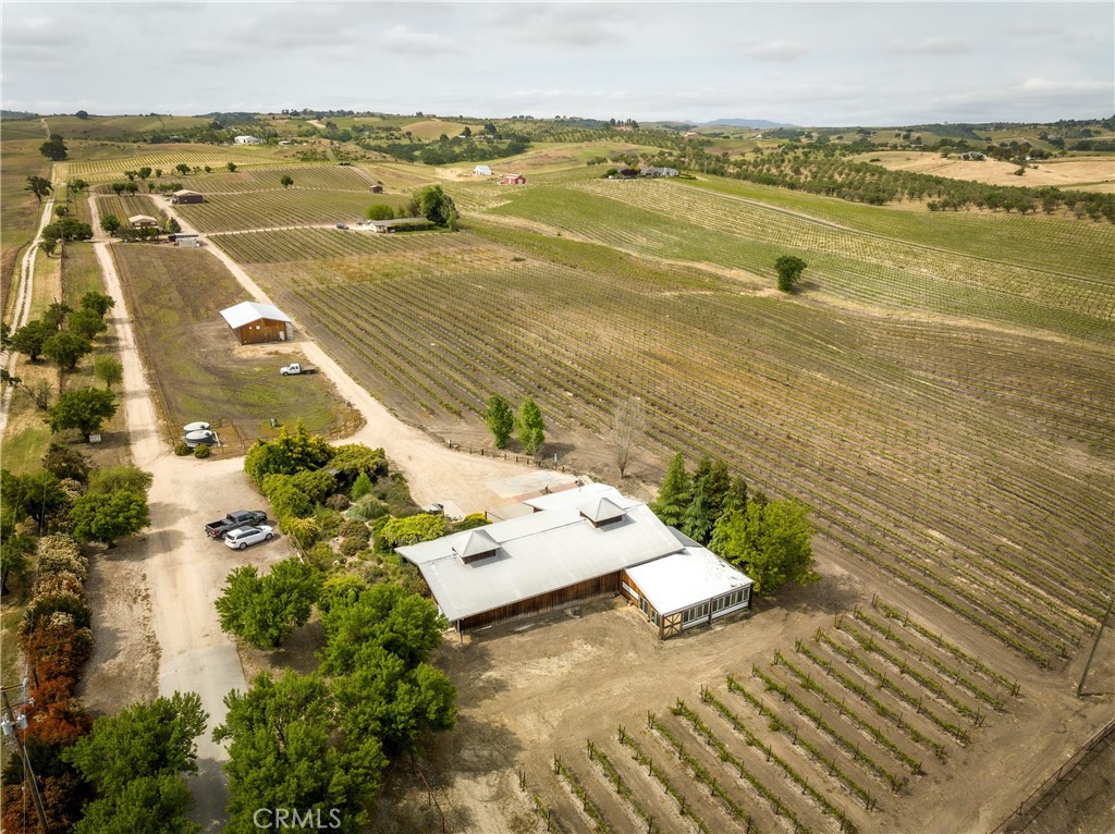 5575 El Pomar, Templeton, CA 93465