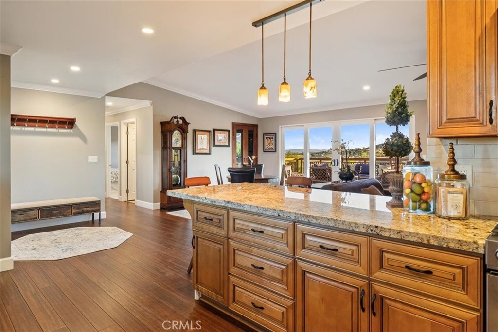 1015 Lost Springs, Paso Robles, CA 93446