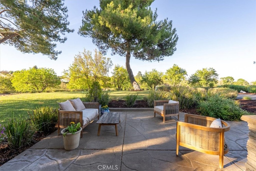 1015 Lost Springs, Paso Robles, CA 93446