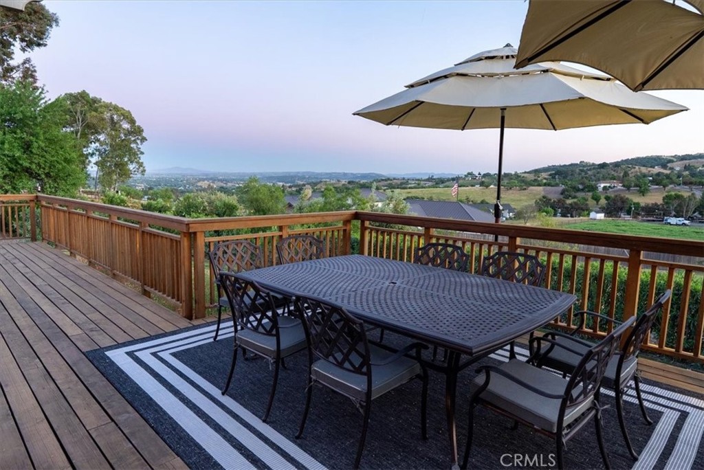1015 Lost Springs, Paso Robles, CA 93446