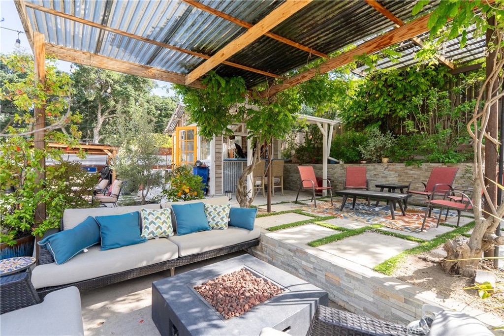 4010 Traffic Way, Atascadero, CA 93422