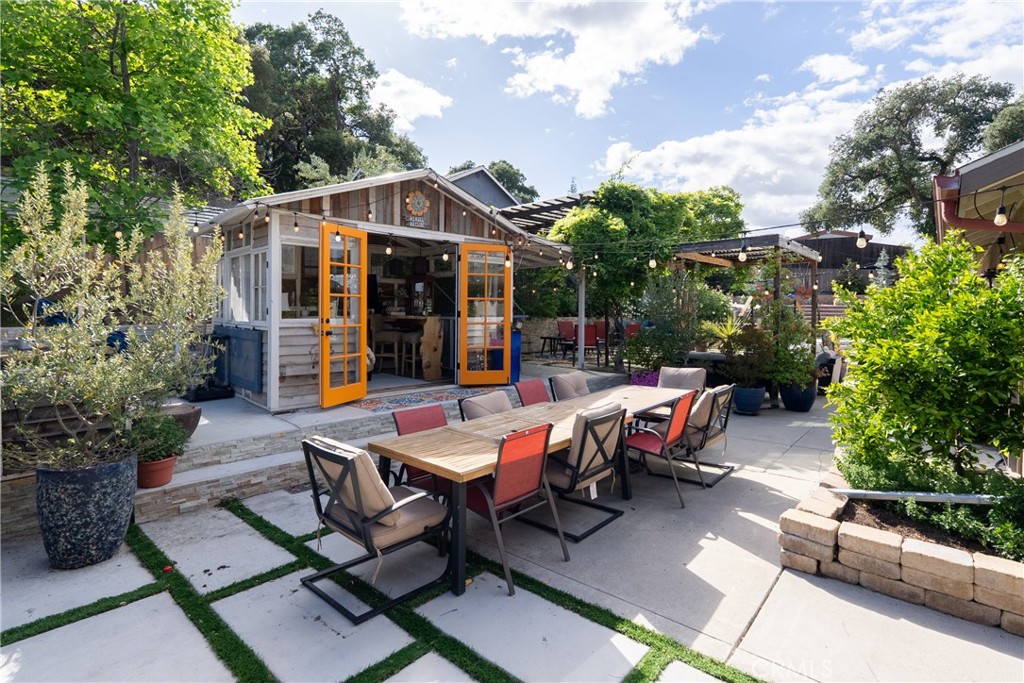 4010 Traffic Way, Atascadero, CA 93422