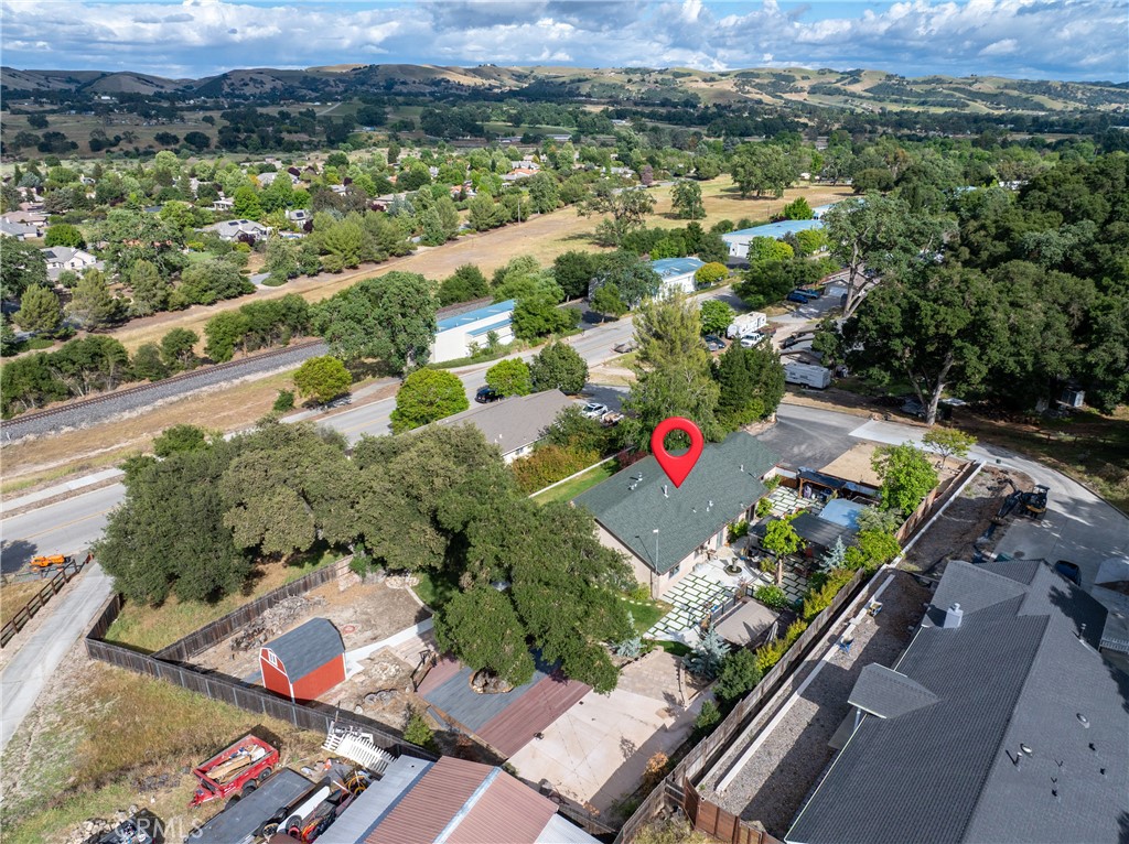 4010 Traffic Way, Atascadero, CA 93422