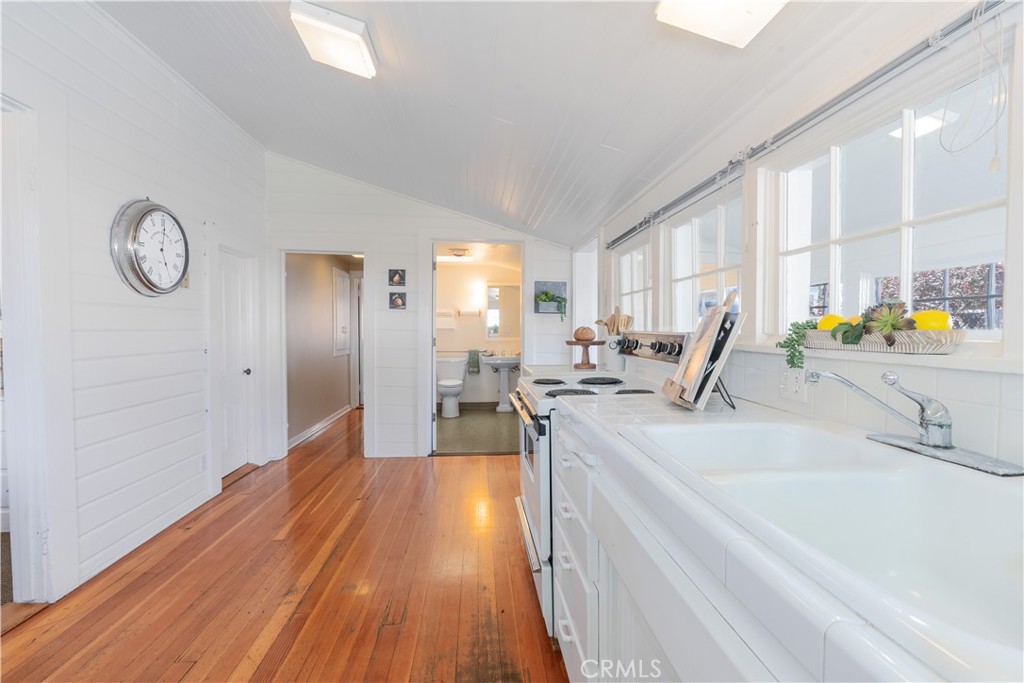 1545 Park Street, Paso Robles, CA 93446