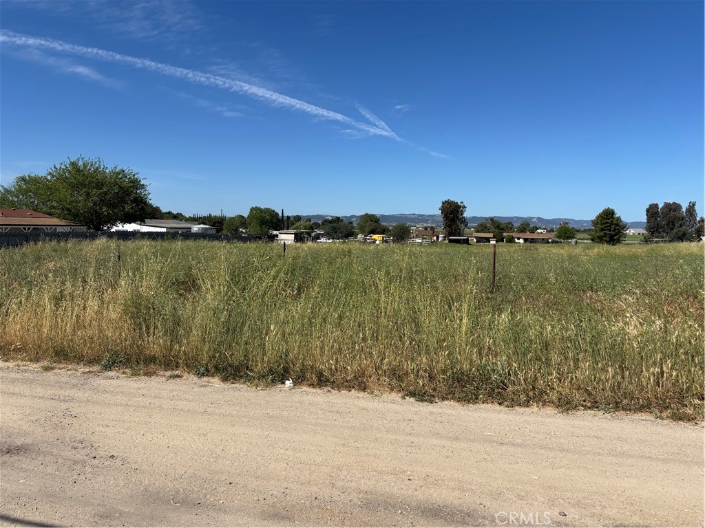 5195 Whispering Oak, Paso Robles, CA 93446