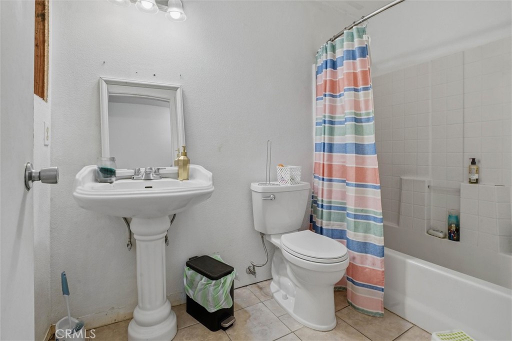 1035 Pioneer Trail, Paso Robles, CA 93446