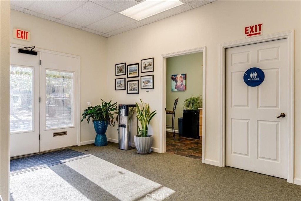 7090 Atascadero, Atascadero, CA 93422