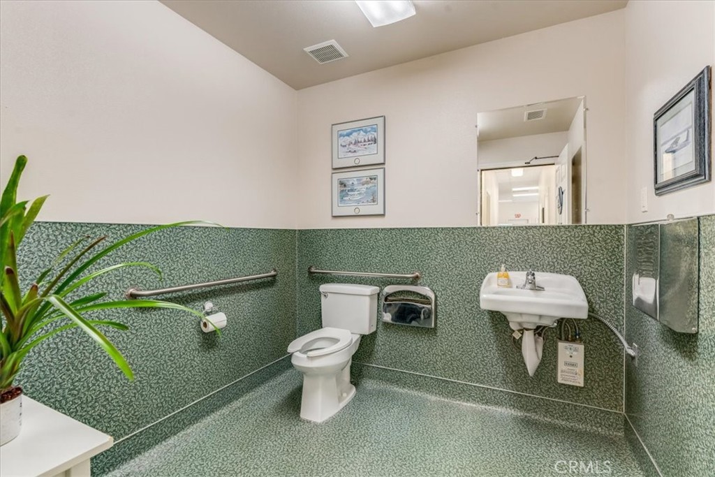 7090 Atascadero, Atascadero, CA 93422