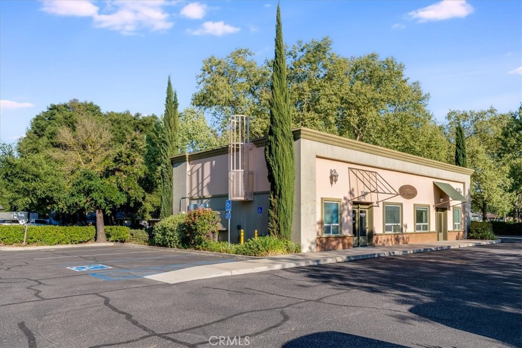 7090 Atascadero, Atascadero, CA 93422