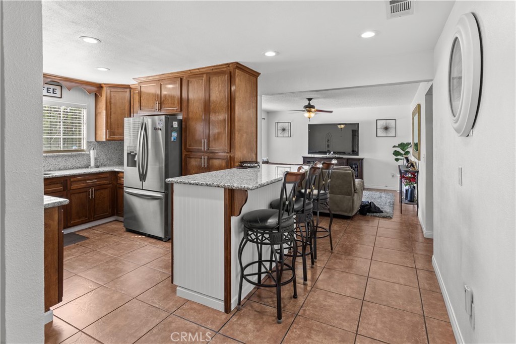 2214 Quincy, Delano, CA 93215