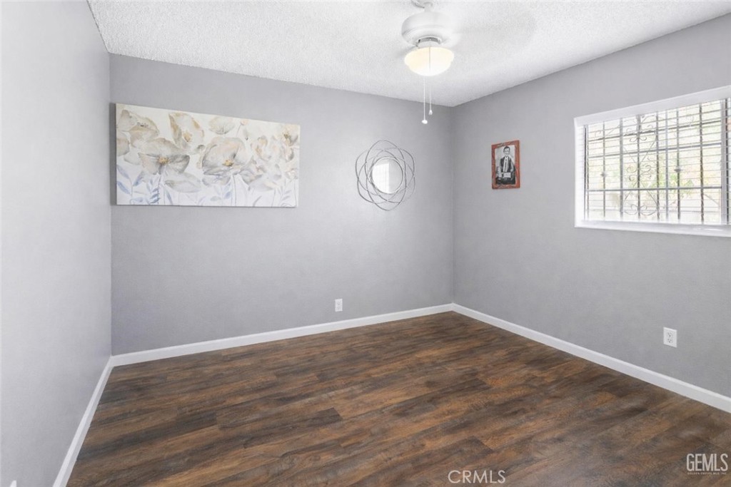 2214 Quincy, Delano, CA 93215