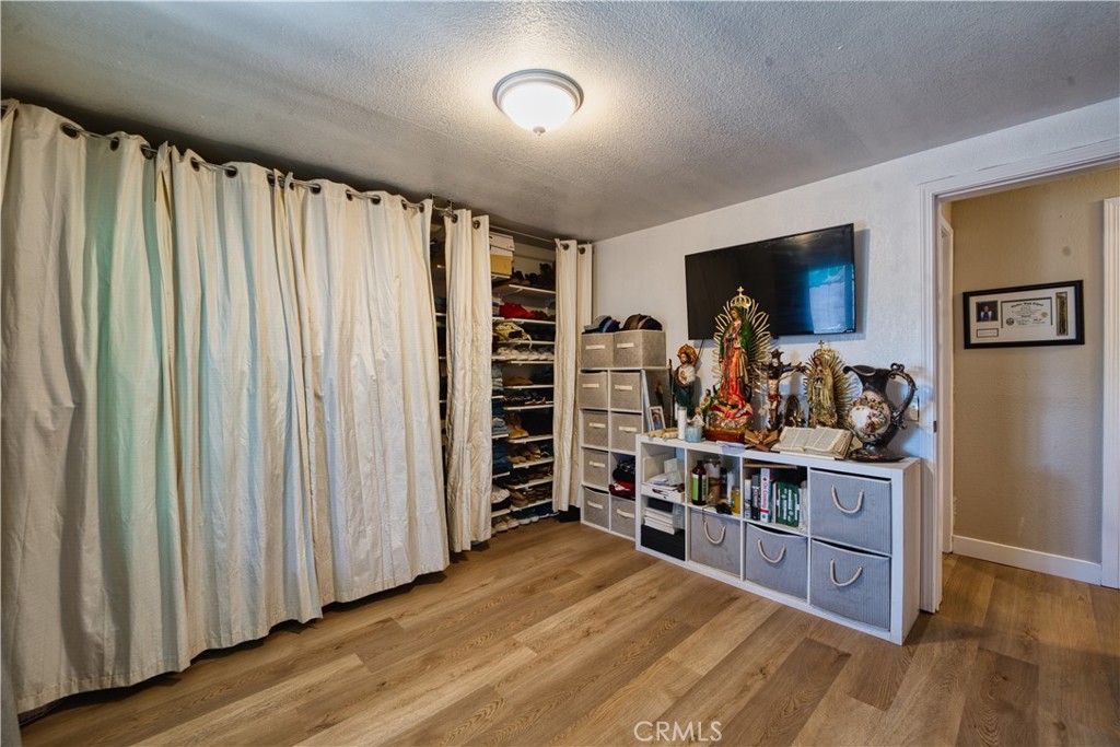 700 S Shafter #20, Shafter, CA 93263