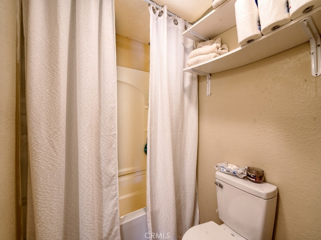 700 S Shafter #20, Shafter, CA 93263