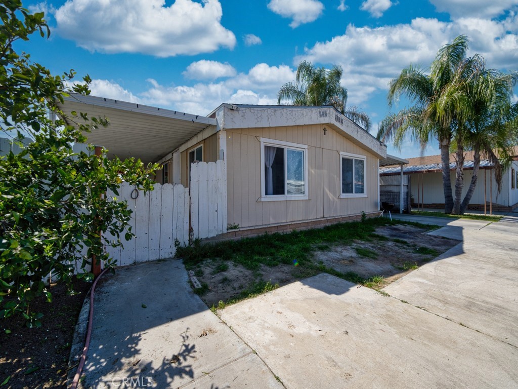 700 S Shafter #20, Shafter, CA 93263
