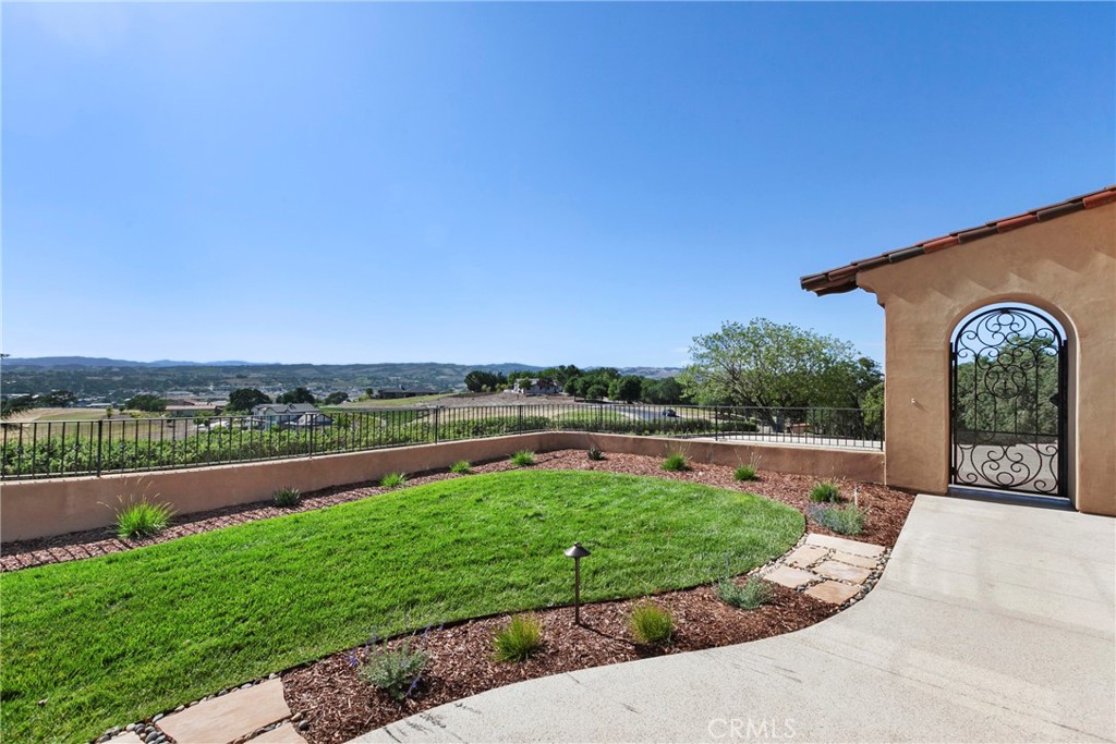 1661 Burnt Rock, Templeton, CA 93465