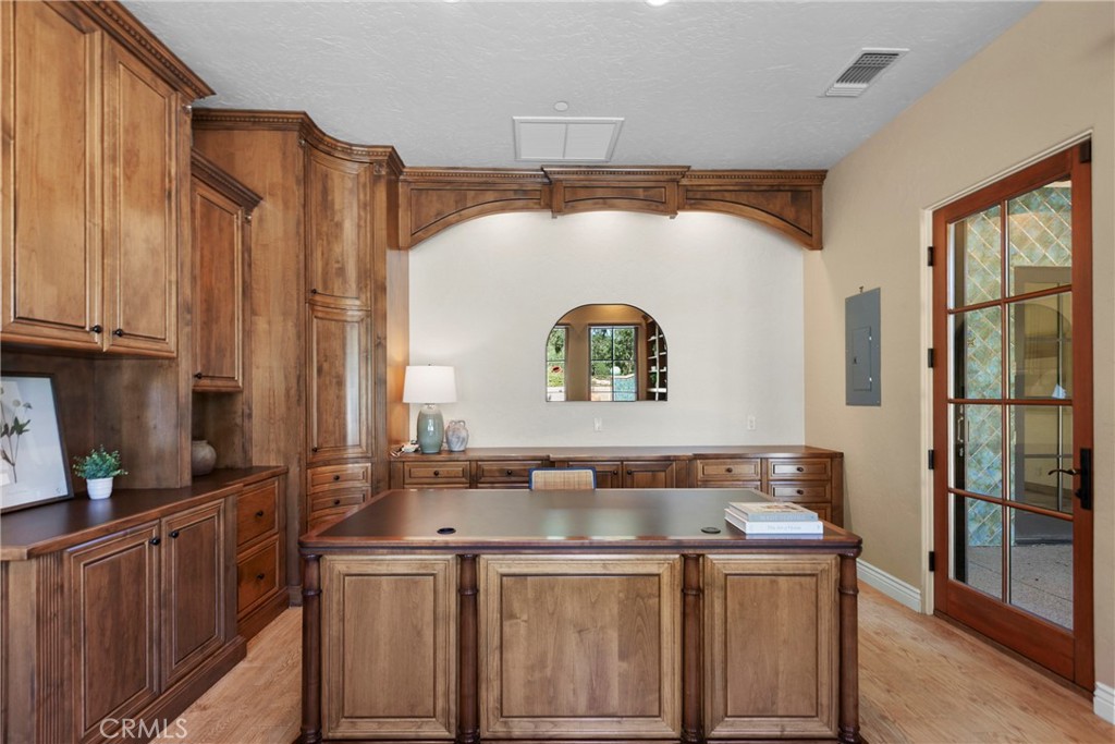 1661 Burnt Rock, Templeton, CA 93465