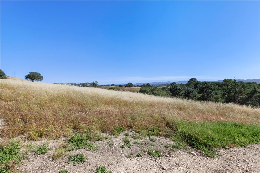 1727 Burnt Rock, Templeton, CA 93465