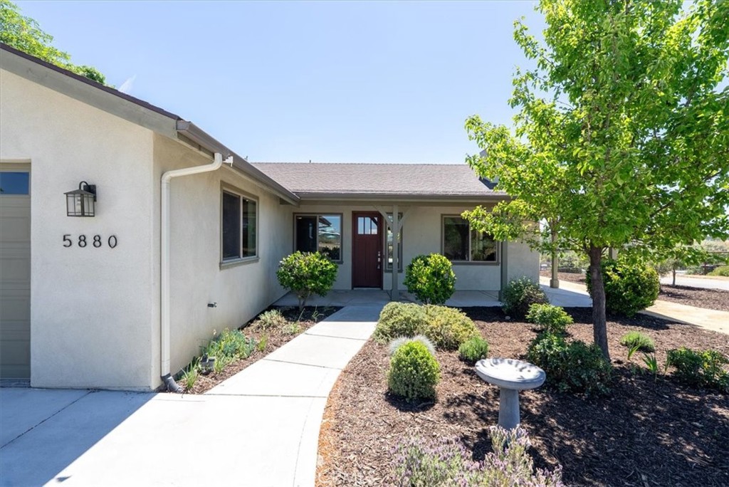 5880 Silverado Pl, Paso Robles, CA 93446