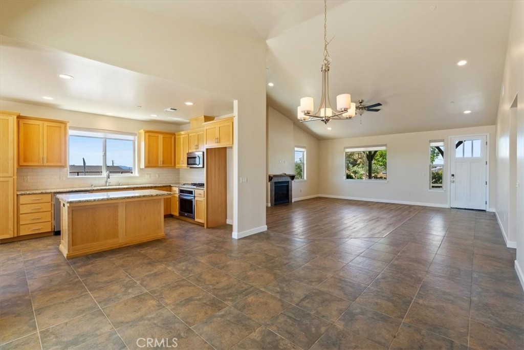 5880 Silverado Pl, Paso Robles, CA 93446