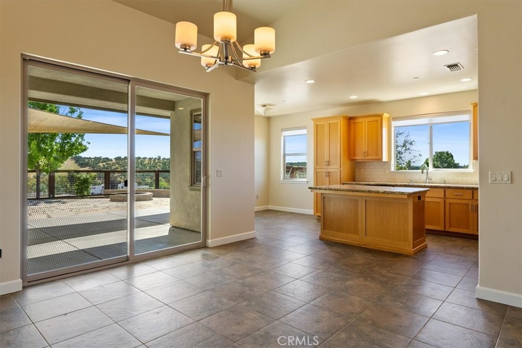 5880 Silverado Pl, Paso Robles, CA 93446