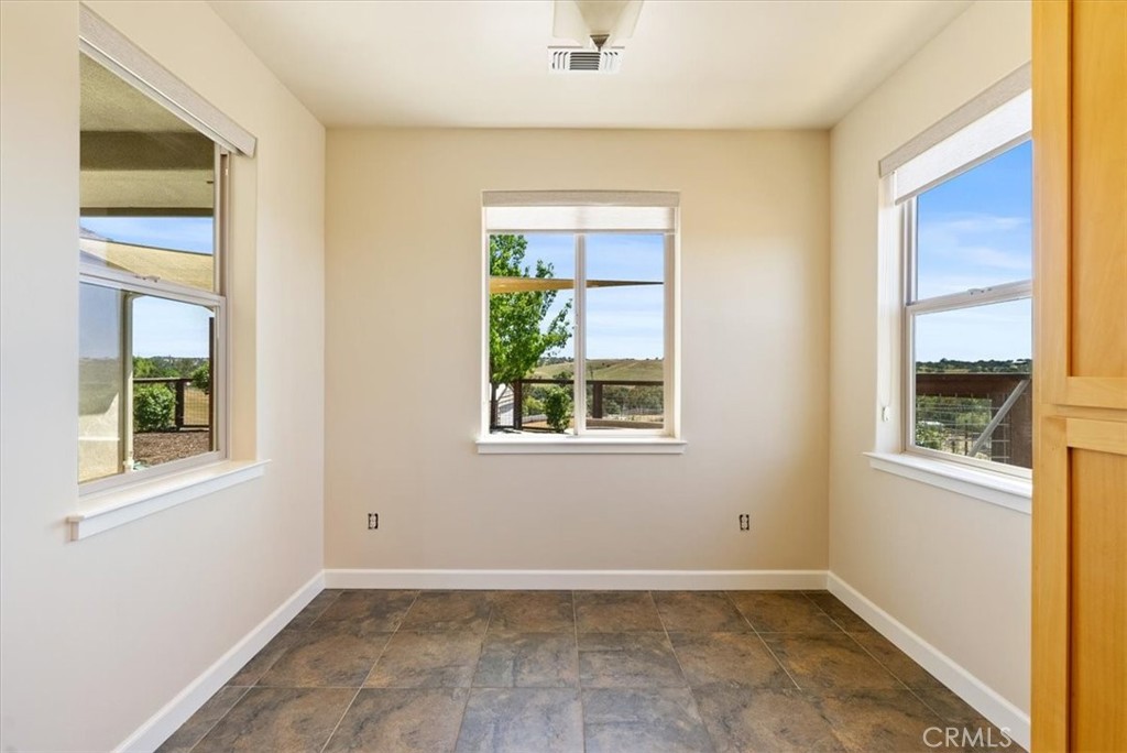 5880 Silverado Pl, Paso Robles, CA 93446