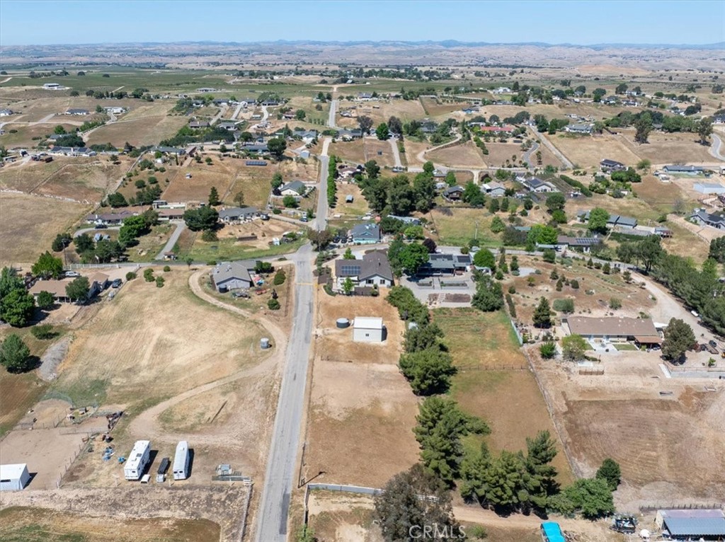 5880 Silverado Pl, Paso Robles, CA 93446