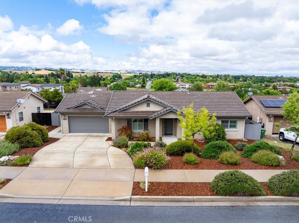 1280 Templeton Hills, Templeton, CA 93465