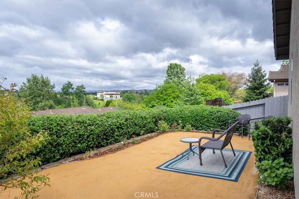 1280 Templeton Hills, Templeton, CA 93465