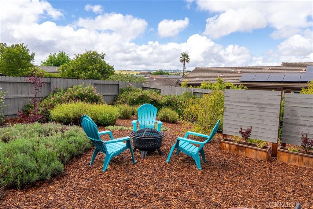 1280 Templeton Hills, Templeton, CA 93465