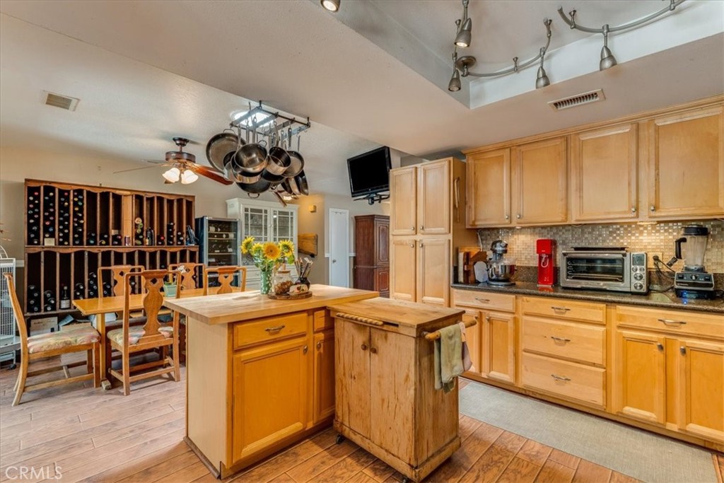 7835 Blue Moon Rd, Paso Robles, CA 93446