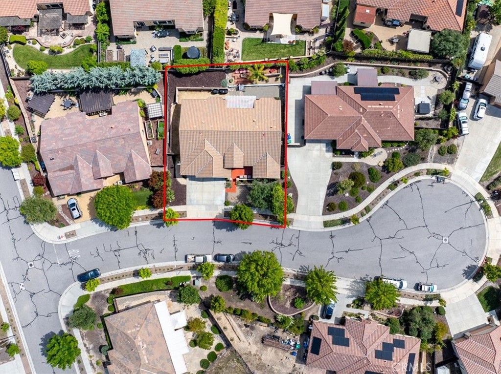 204 Victoria Ct, Paso Robles, CA 93446